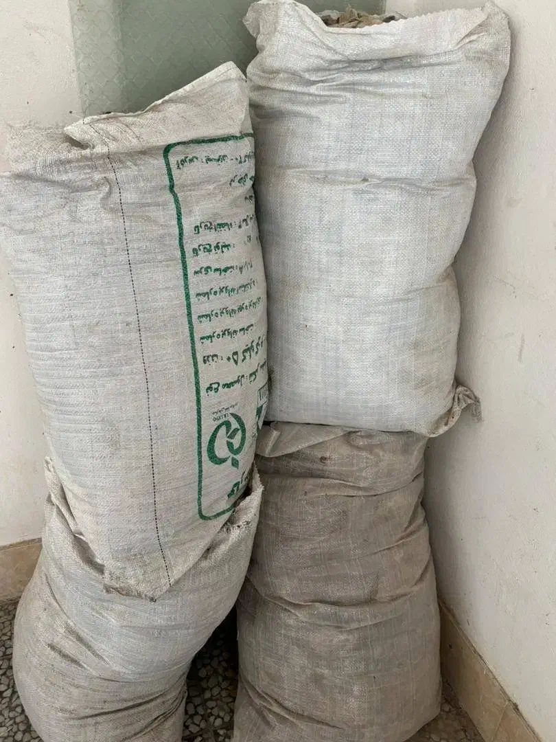 پشم گوسفندی|رختخواب، بالش، پتو|گنبد کاووس, |دیوار