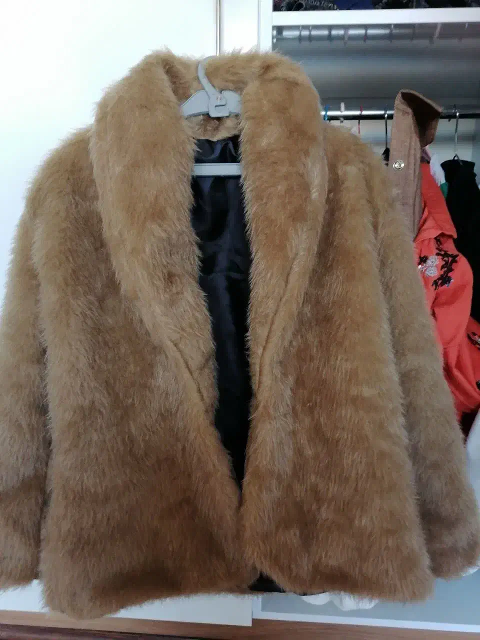 کت خز کامل نو|لباس|اصفهان, فرهنگیان|دیوار