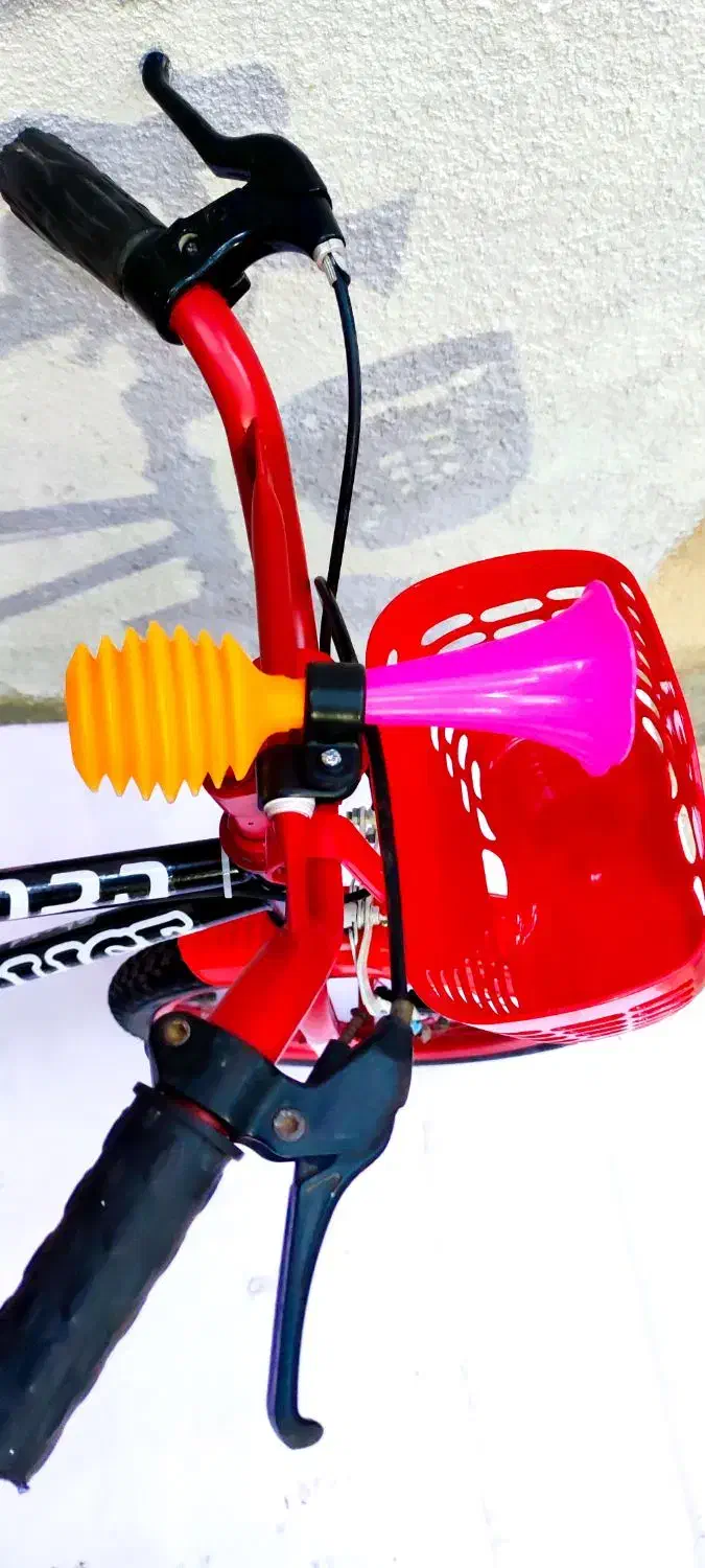 دوچرخه سایز 16 قشنگ هر دو تایر در حد نو|دوچرخه، اسکیت، اسکوتر|ارومیه, |دیوار