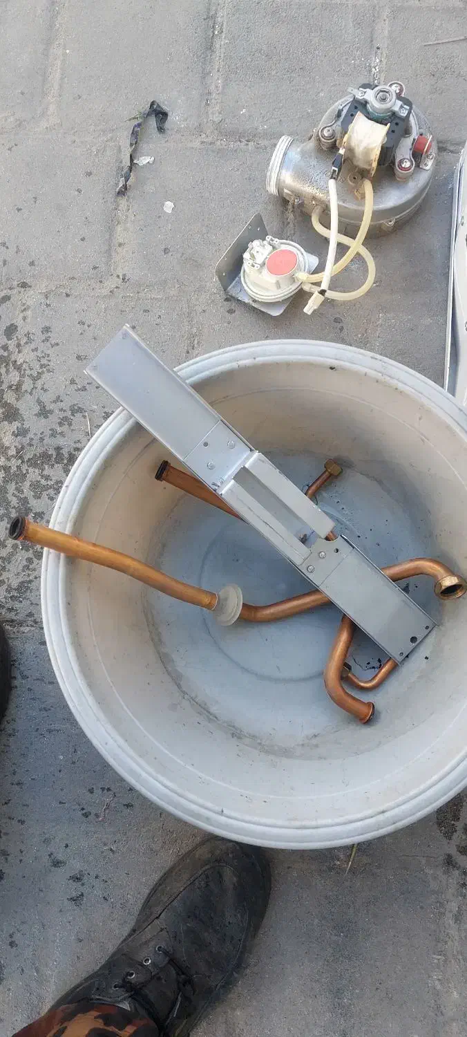 سرویس تعمیر و نصب پکیج و ابگرمکن دیواری|خدمات پیشه و مهارت|ملایر, |دیوار