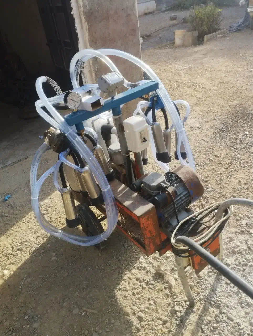 دستگاه شیردوش دام|لوازم جانبی حیوانات|مشهد, کلاکوب|دیوار