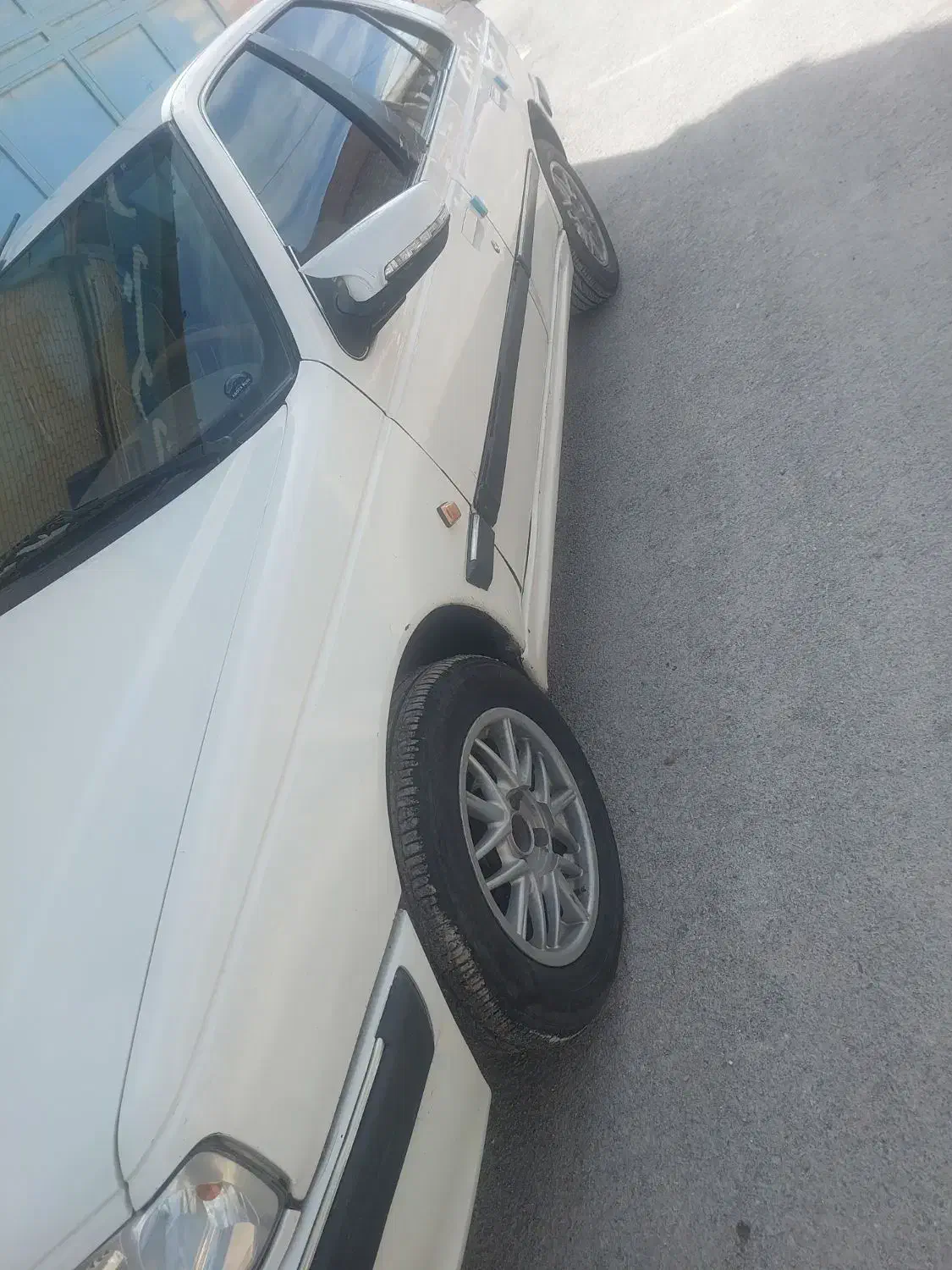 پژو پارس ۱۳۸۵ سفید|خودرو سواری و وانت|نجف‌آباد, امام خمینی|دیوار