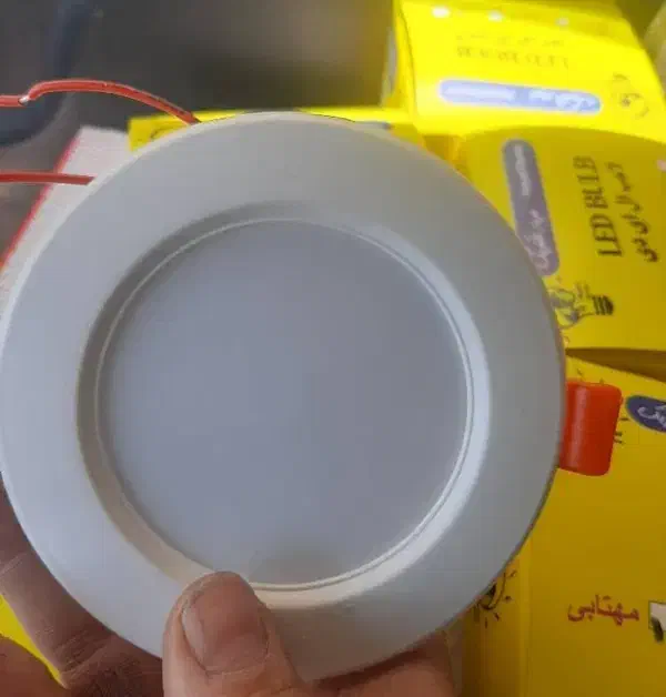 بک لایت یا هالوژن|لامپ و چراغ|ارومیه, |دیوار