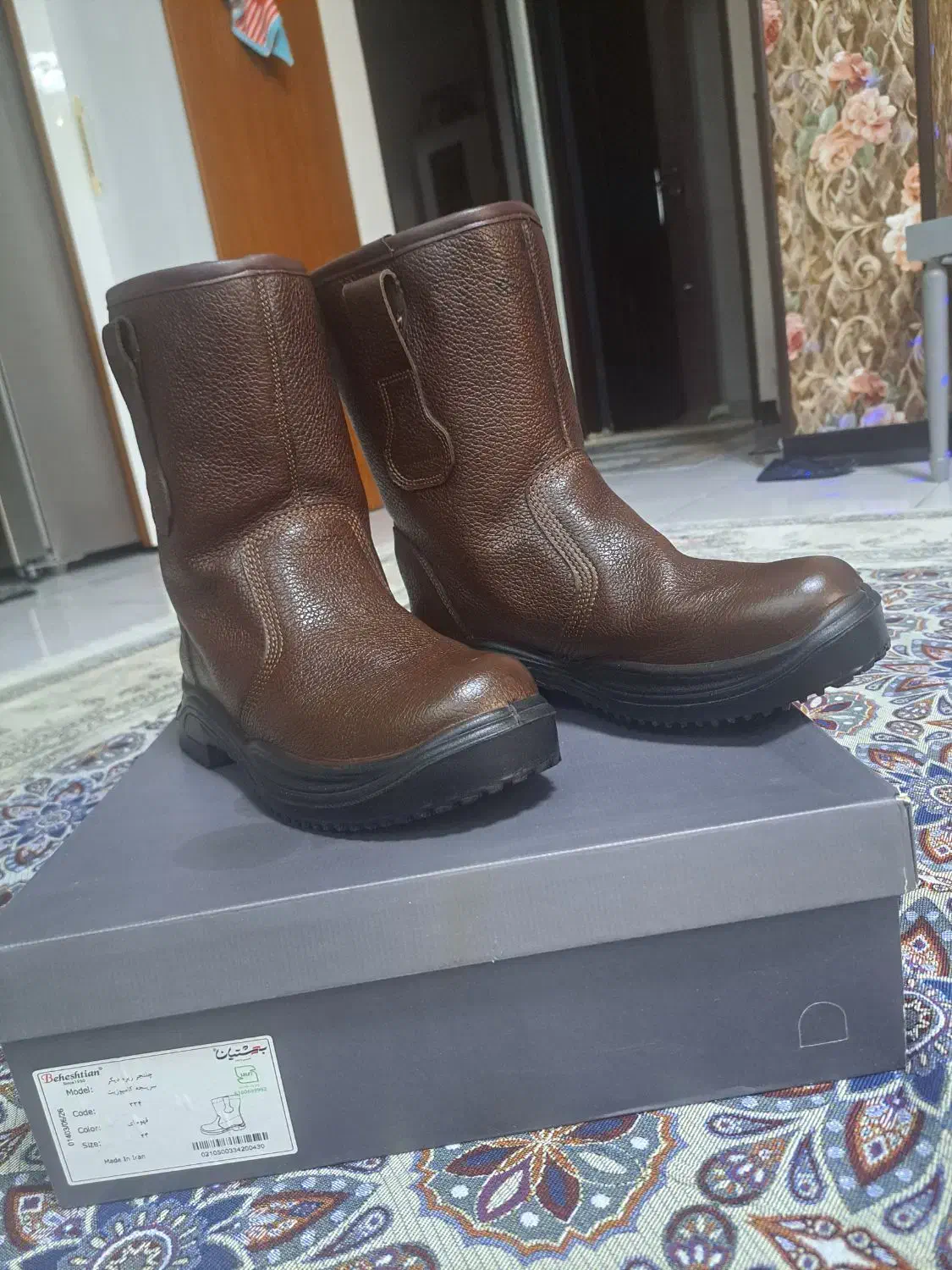 کفش بهشتیان چلنجر|کیف، کفش، کمربند|شاهینشهر, فدک|دیوار