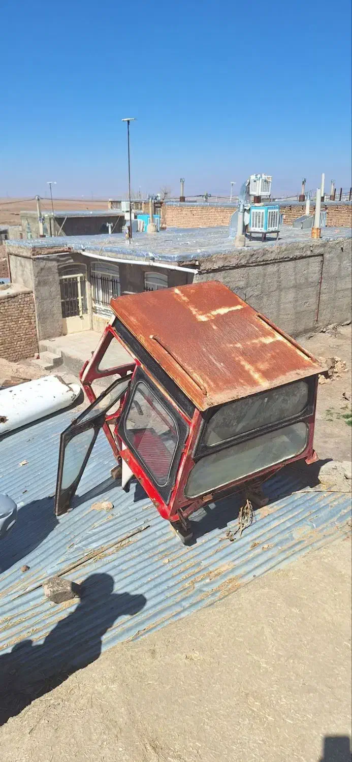 کابین تراکتور ۲۸۵|ماشین‌آلات صنعتی|طاغنکوه, |دیوار