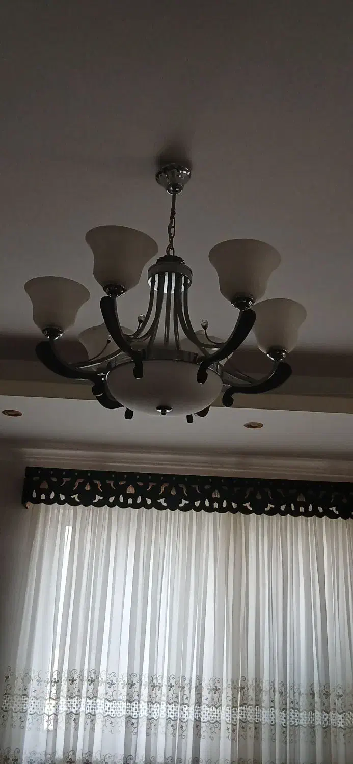 لوستر ۵ شاخه و ۳ شاخه|لوستر و چراغ آویز|رشت, چمارسرا|دیوار