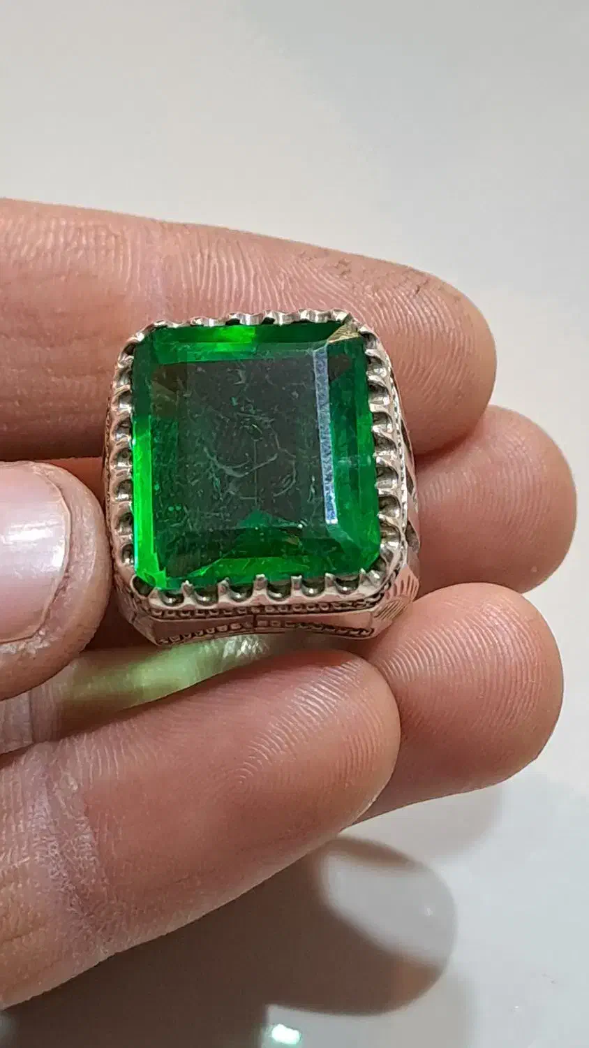 انگشتر زمرد|جواهرات|ارومیه, |دیوار