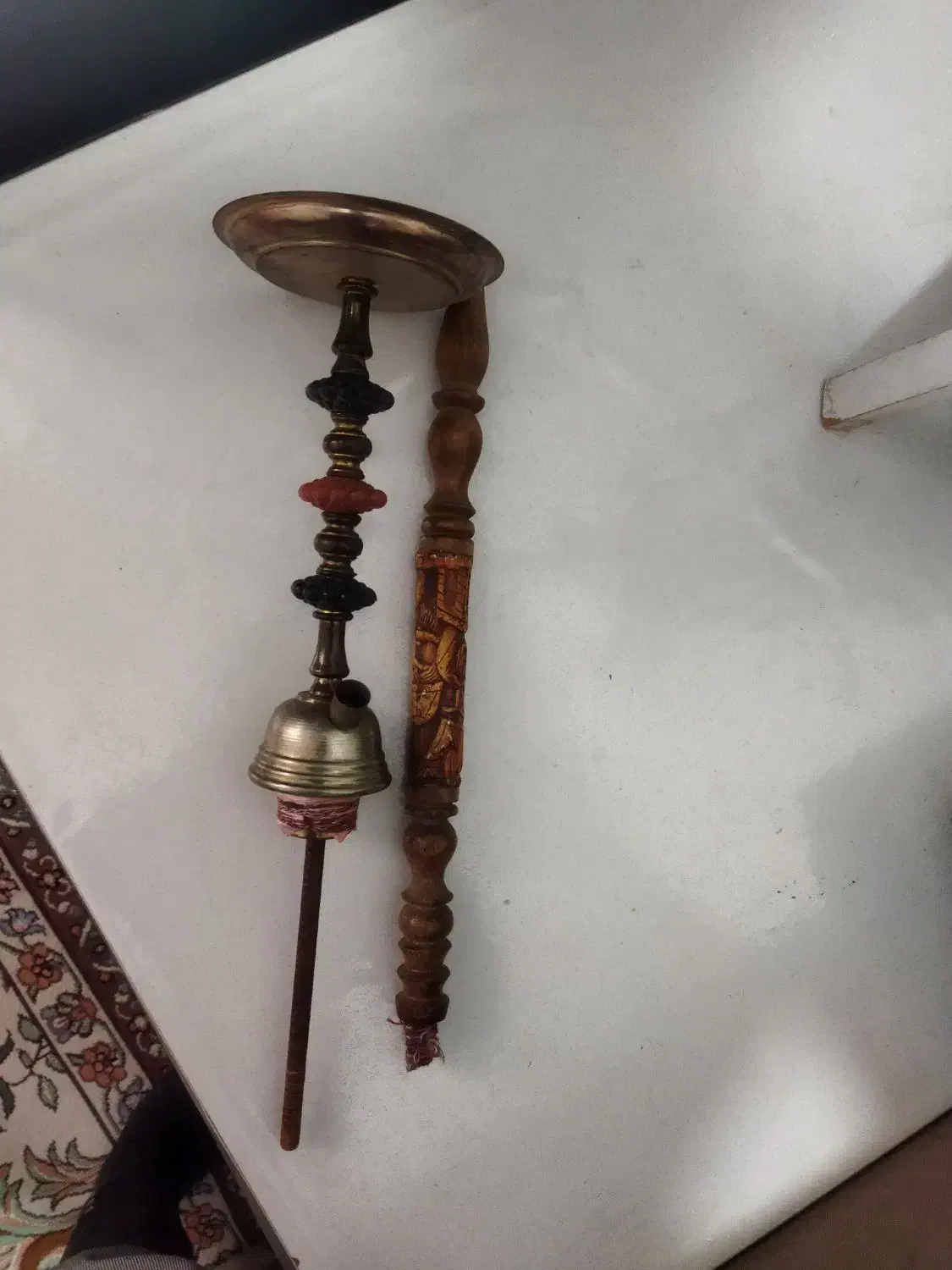 تنه قیلون قدیمی همراه با چوب|کلکسیون اشیاء عتیقه|قرچک, داوود آباد|دیوار