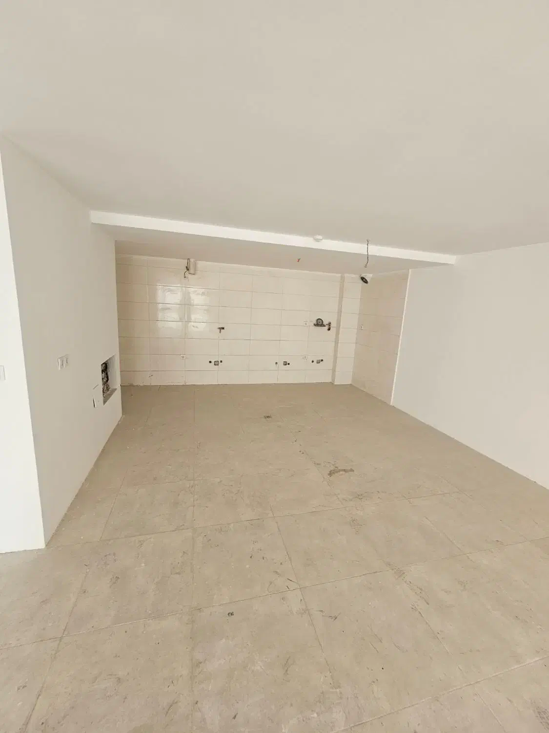 آپارتمان ۱۴۰ متری / کلید اول / زرهی باغ حوض|فروش آپارتمان|شیراز, زرهی|دیوار