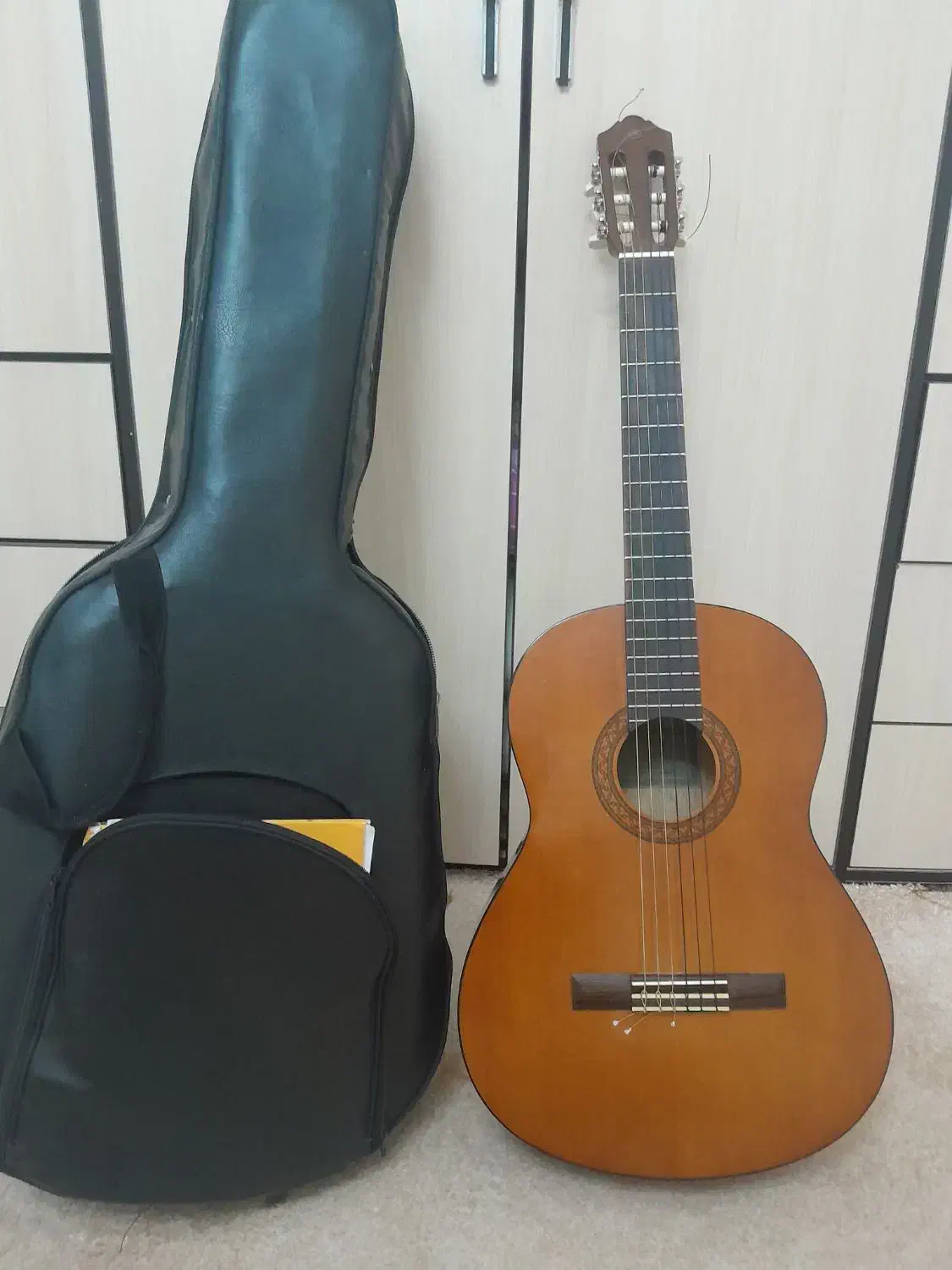 فروش گیتار c40اصل اندونزی|گیتار، بیس، امپلیفایر|لالجین, |دیوار