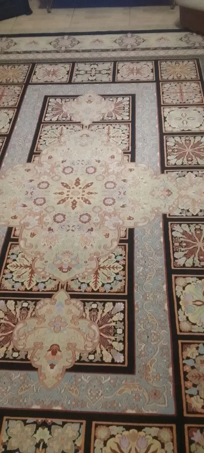 فرش نوی نو|فرش|رشت, رشتیان|دیوار