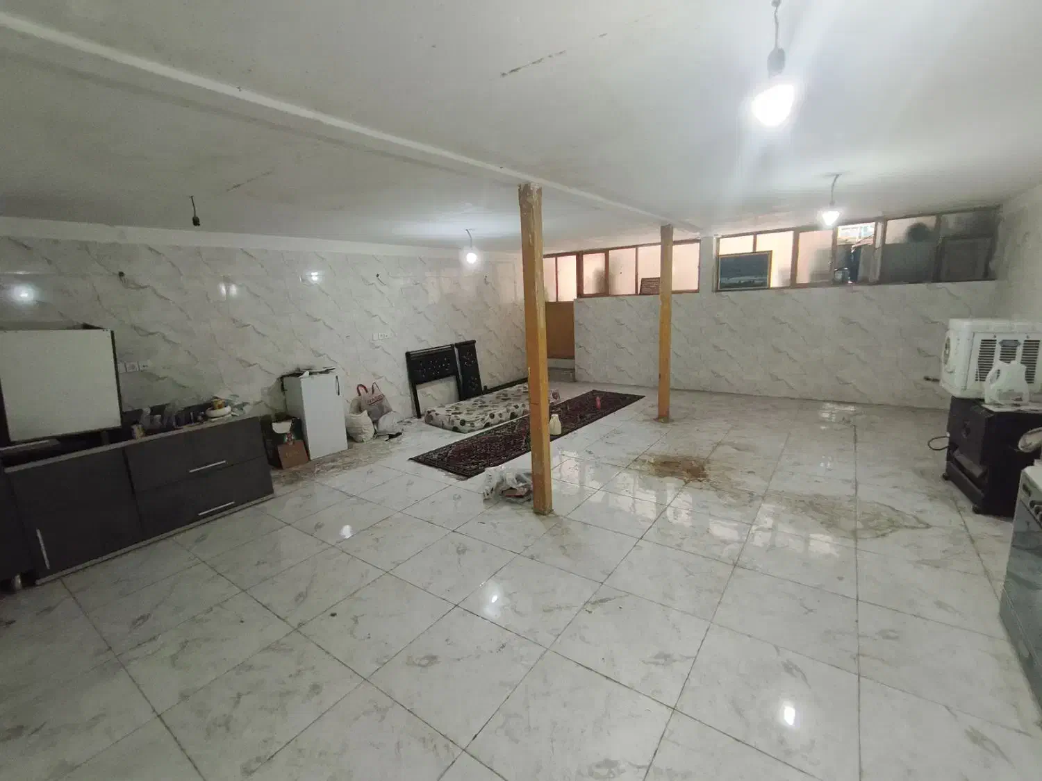 ۹۰متر/کارگاه/والفجر/با اتاق خواب/کف و دیوار سرامیک|اجارهٔ مغازه و غرفه|تهران, والفجر (افسریه)|دیوار