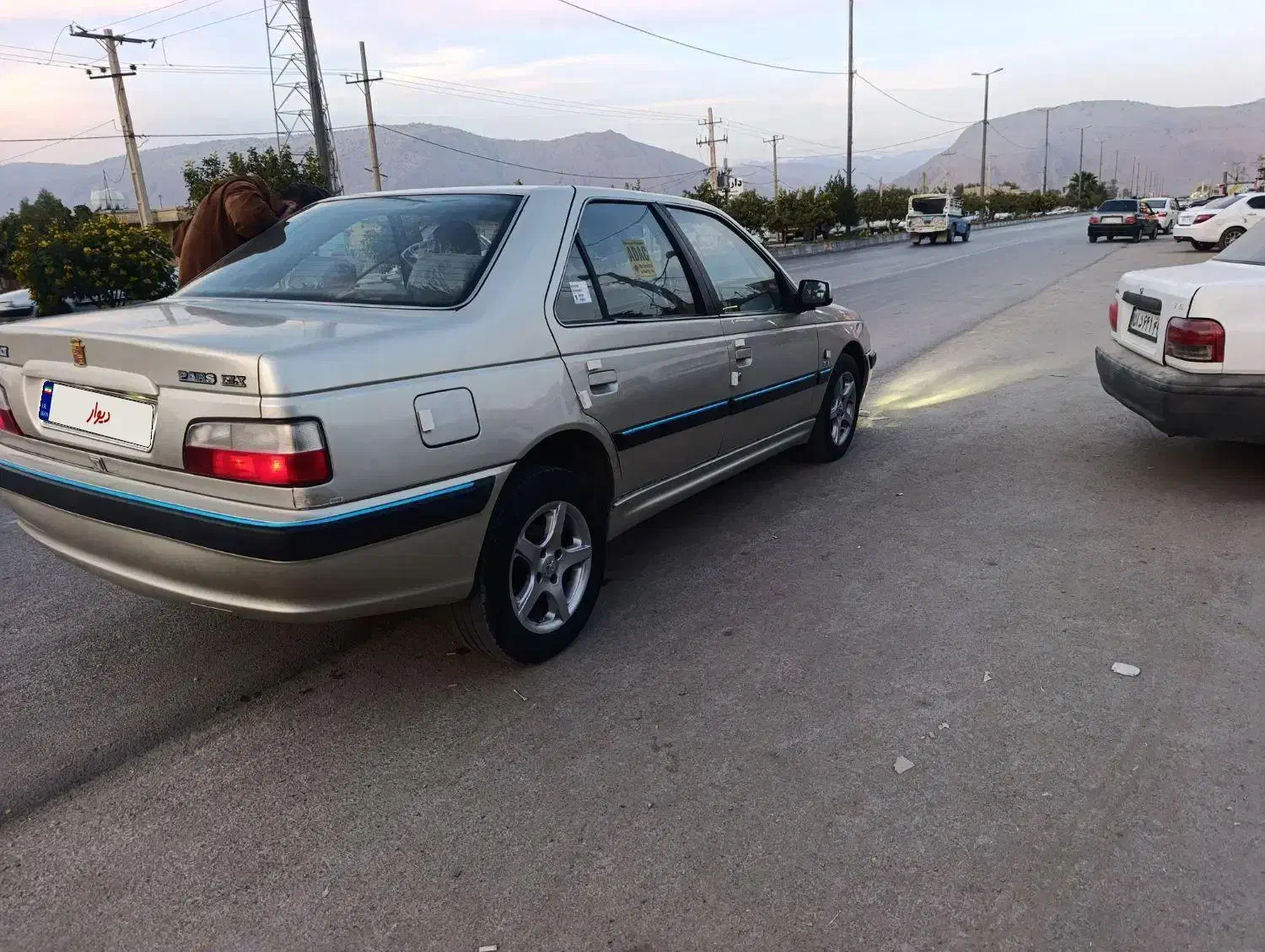 elx|خودرو سواری و وانت|سورنا, |دیوار