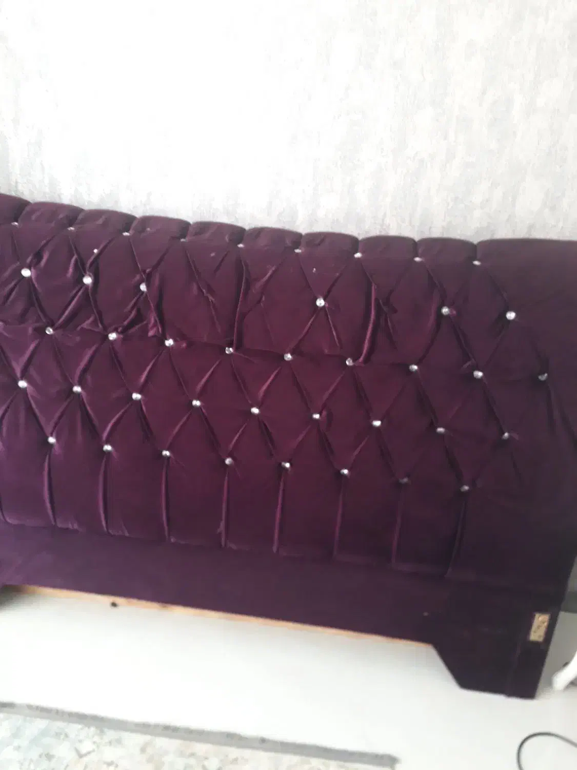 تخت|تخت و سرویس خواب|مشهد, کوی ولیعصر|دیوار