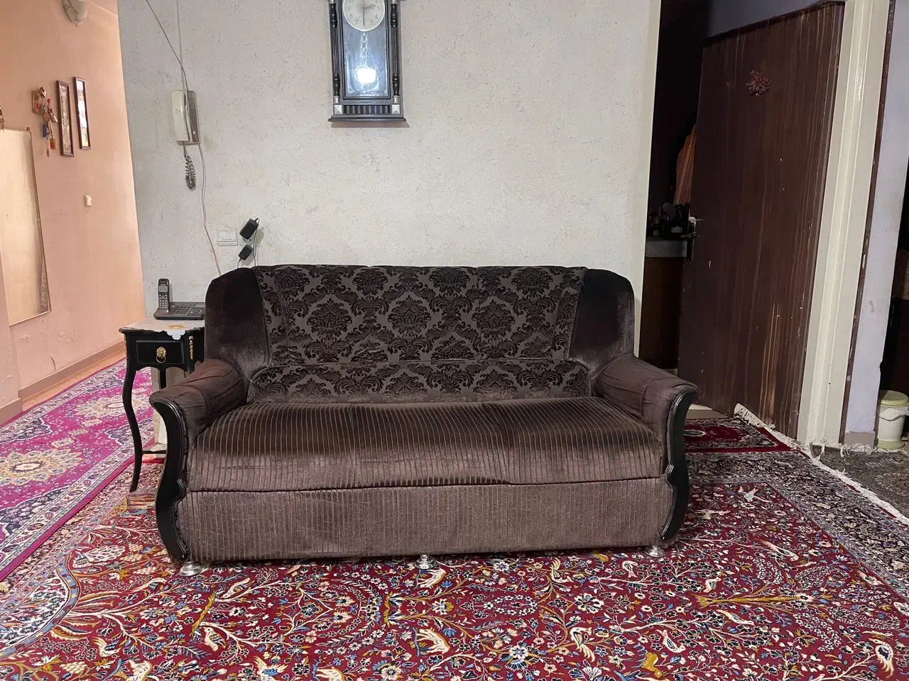 فروش مبل راحتی وفریزر|مبلمان خانگی و میز عسلی|شاهین‌شهر, سعدی شمالی|دیوار