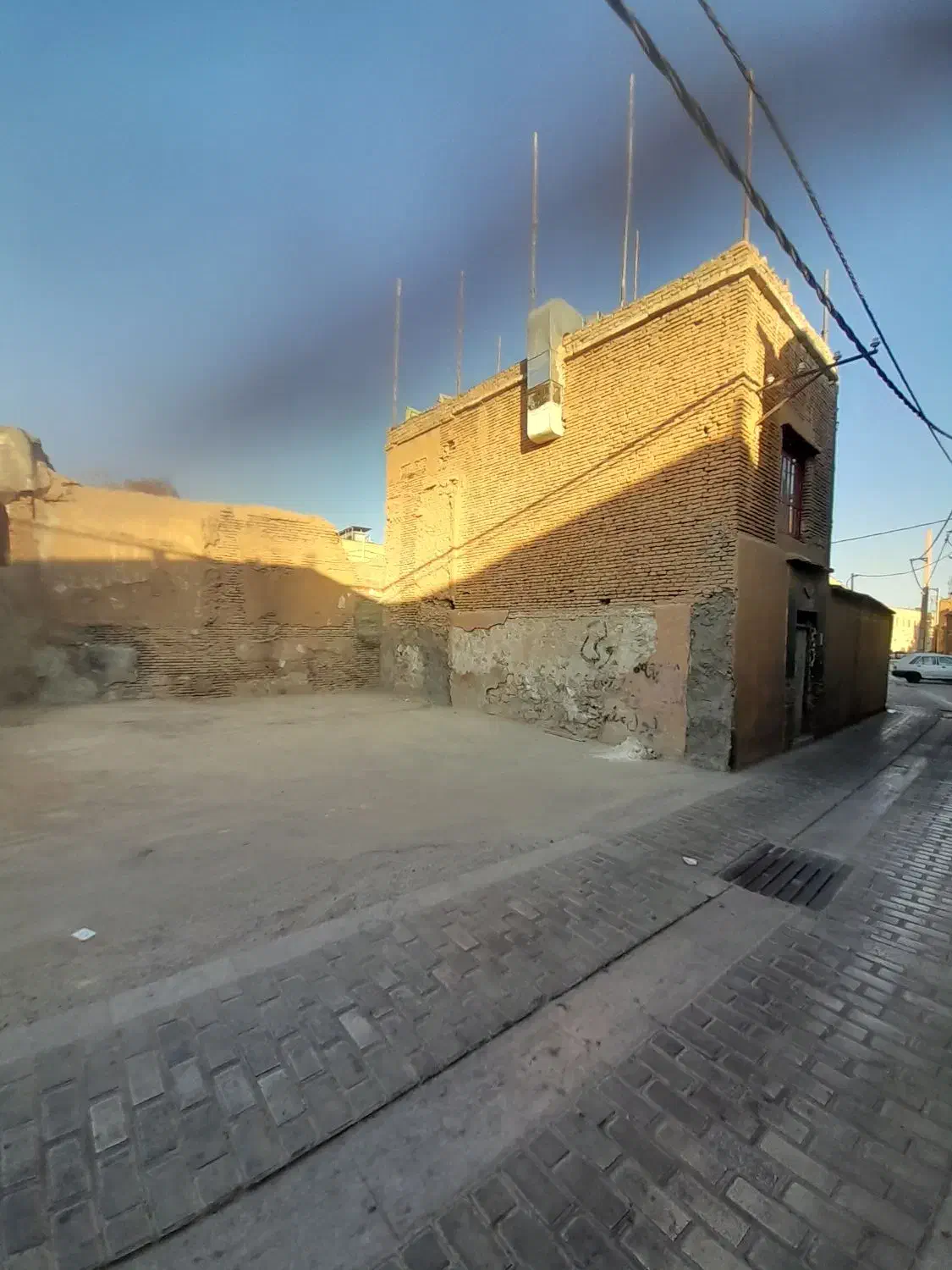 فروش زمین بین الحرمین ۱۰۸ متر معاوضه با سواری|فروش زمین و ملک کلنگی|شیراز, لب آب|دیوار