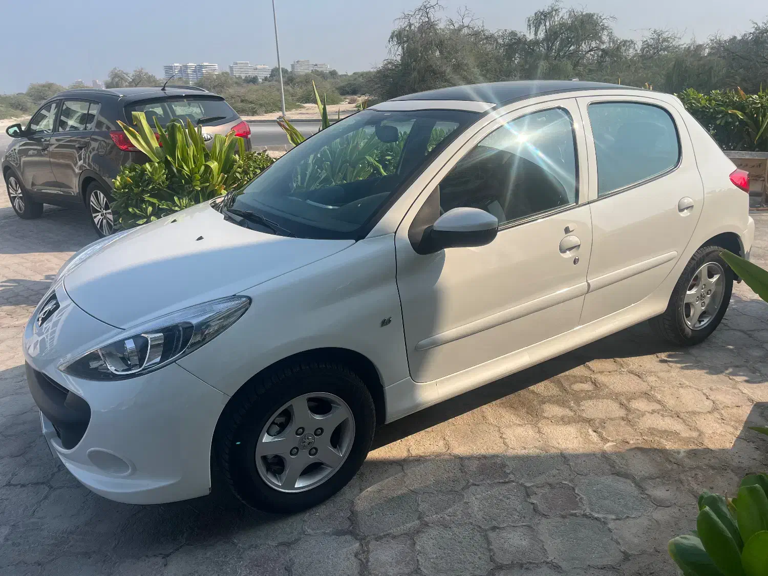 ۲۰۷ tu5مدل ۴۰۴ سقف پانا فول آپشن|خودرو سواری و وانت|کیش, |دیوار