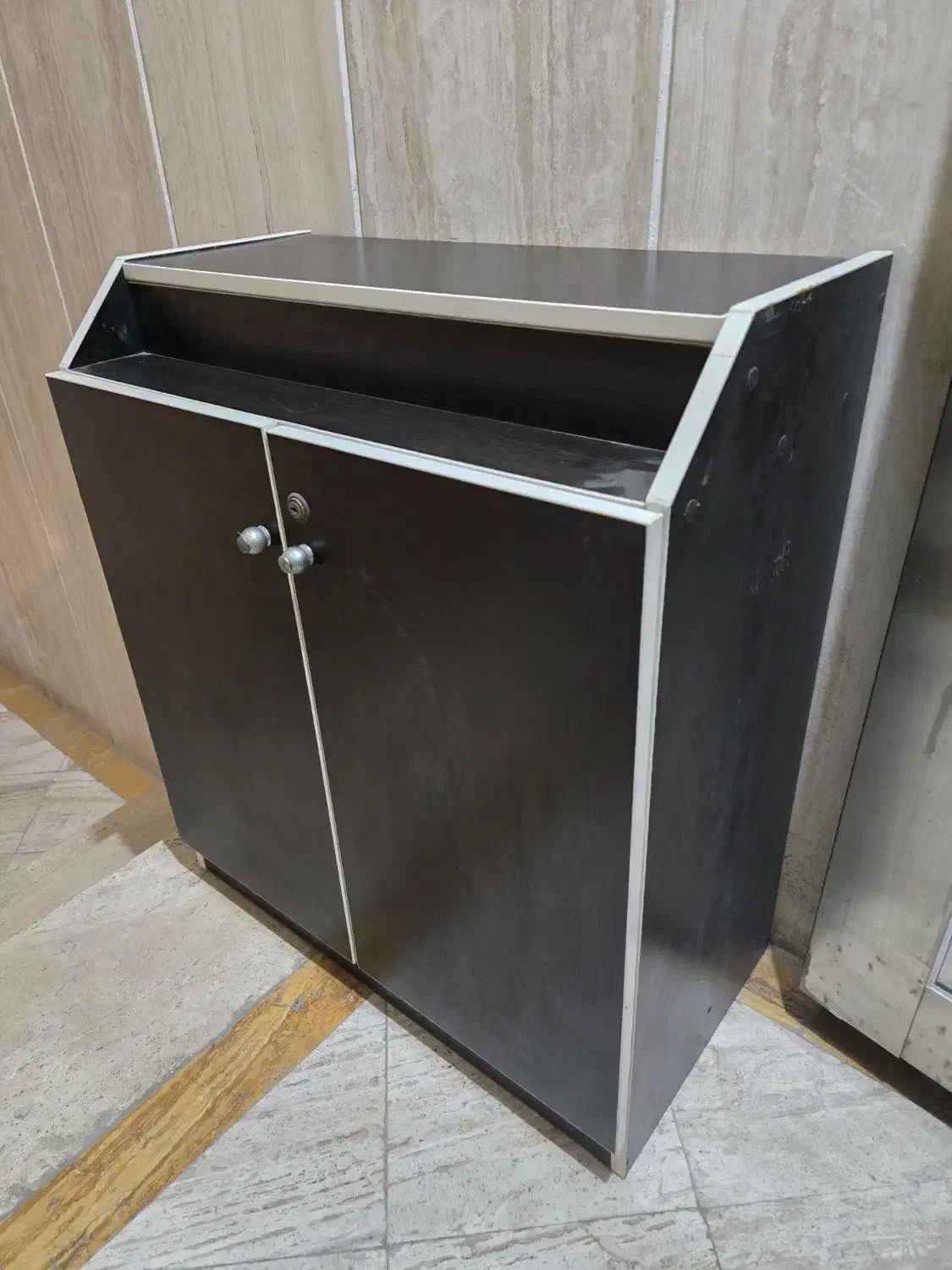 جاکفشی|جاکفشی، کمد، دراور|بندرعباس, |دیوار