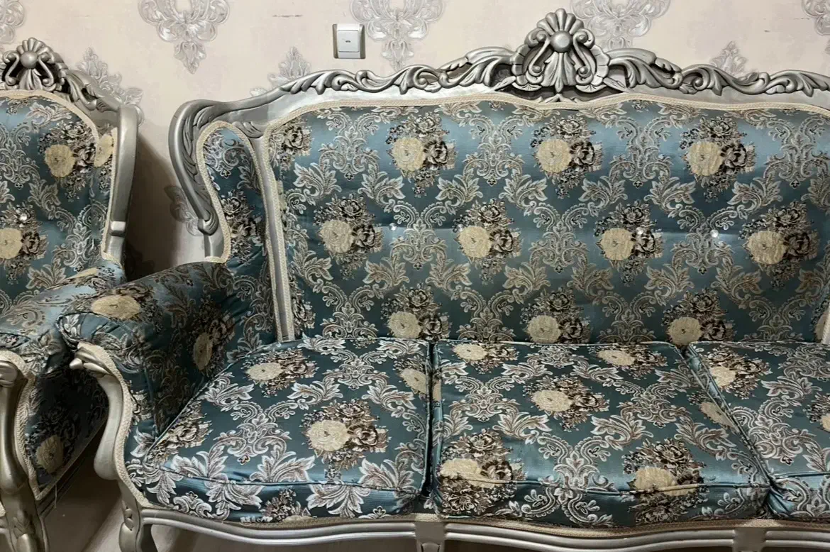 یک دست مبل سلطنتی ۹نفره|مبلمان خانگی و میز عسلی|مراغه, |دیوار