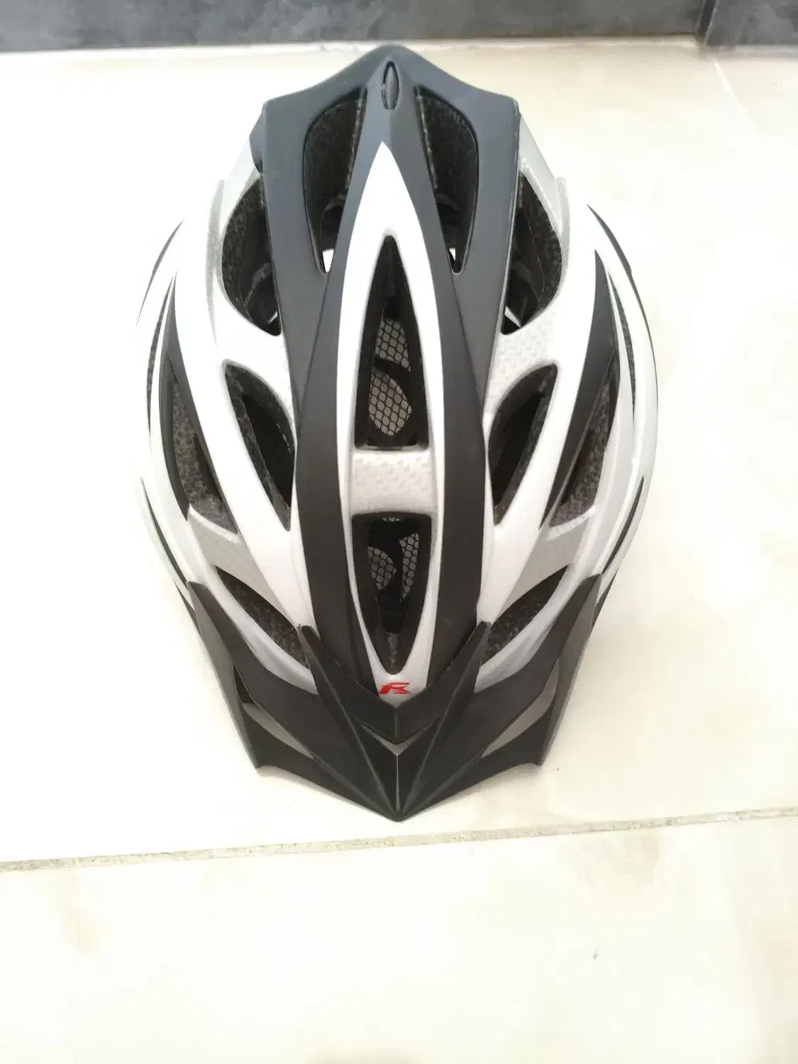 کلاه دوچرخه|دوچرخه، اسکیت، اسکوتر|تربتحیدریه, مسجد جامع|دیوار