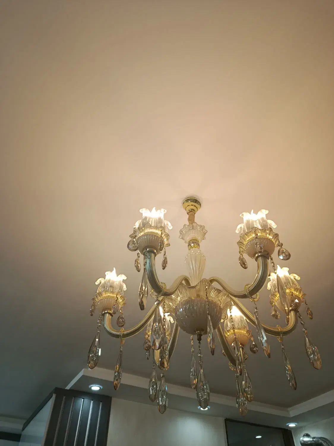 لوستر کریستال 6شاخه|لوستر و چراغ آویز|اصفهان, درب سیبه علیا|دیوار