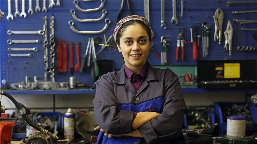 استخدام بانوان علاقمندان به تعمیرات|استخدام صنعتی، فنی، مهندسی|زنجان, |دیوار