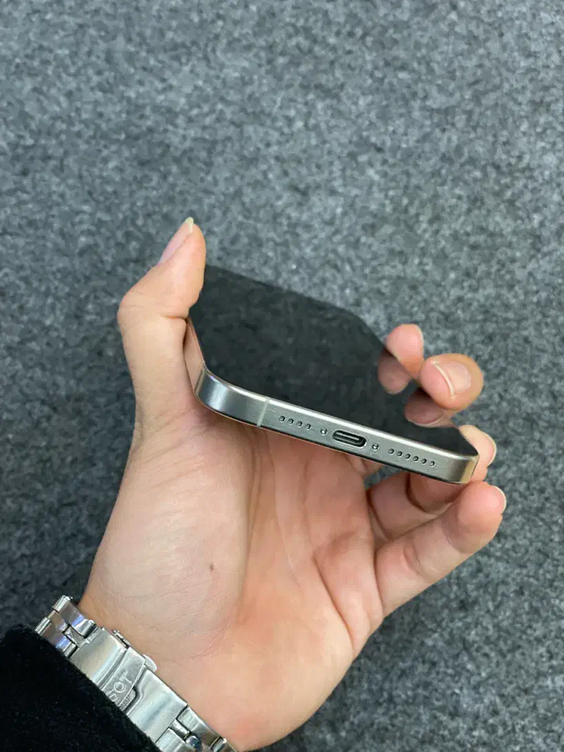 اپل iphone 15 Pro Max درحد با ضمانت کتبی|موبایل|مشهد, عامل|دیوار