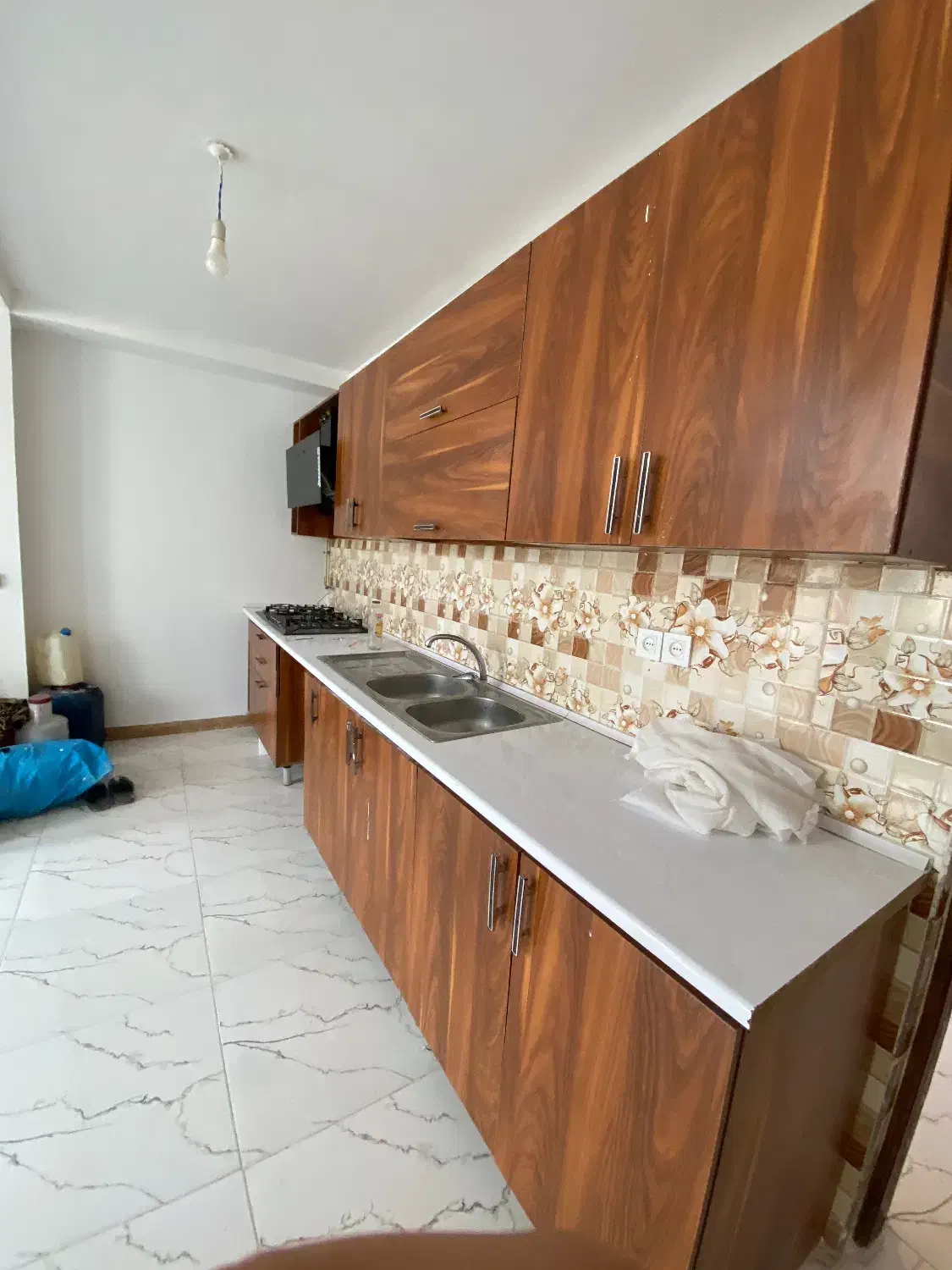 مستقل هم‌کف|اجارهٔ خانه و ویلا|لاهیجان, کوی استادان|دیوار