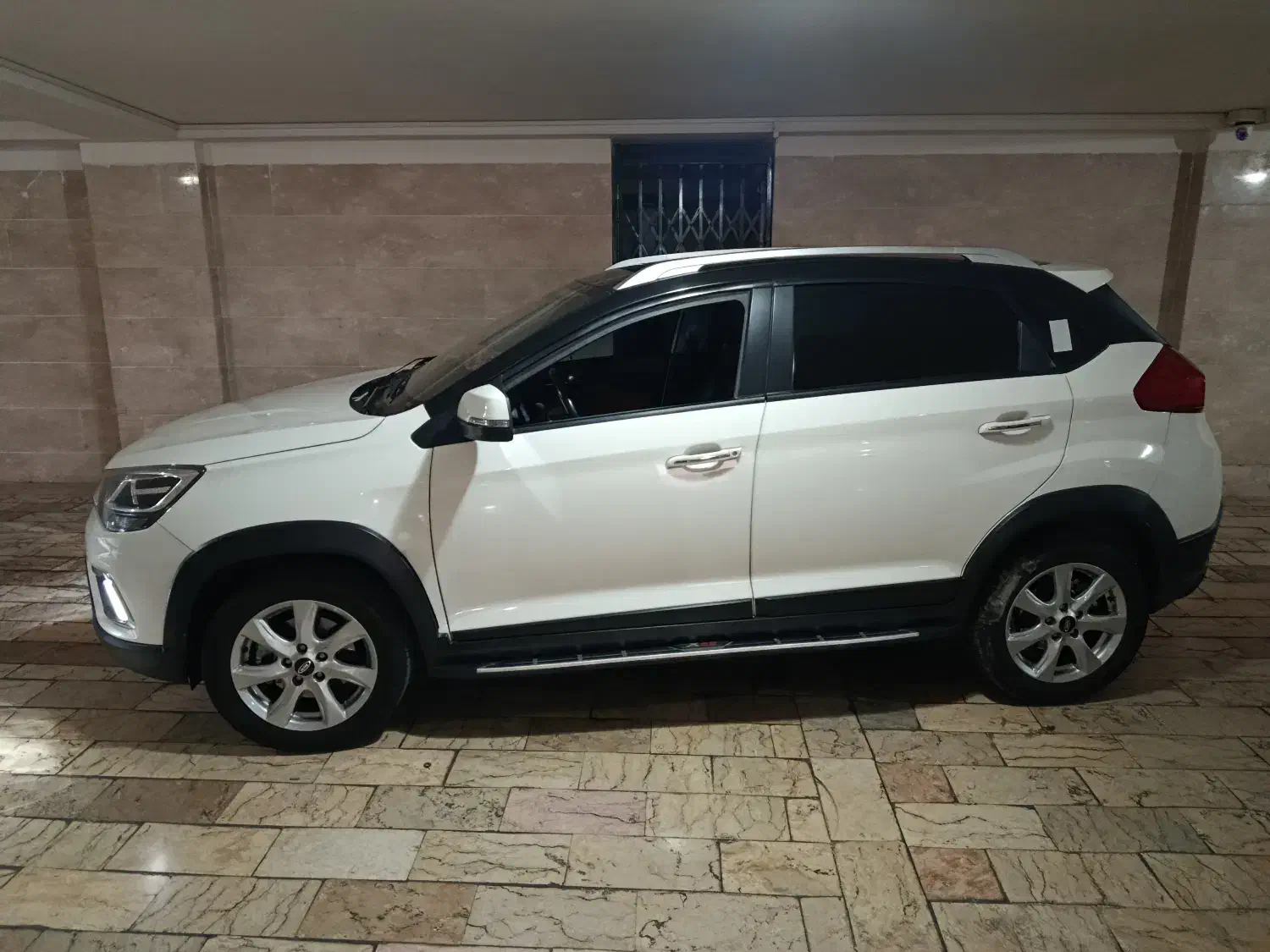 فروش ام وی ام|خودرو سواری و وانت|تهران, استقلال|دیوار