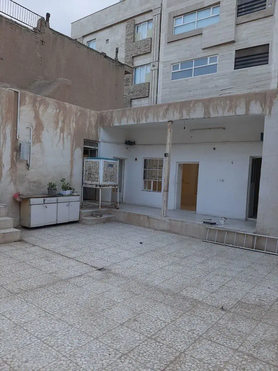 ملک کلنگی دو کله خیابان ایستگاه|فروش خانه و ویلا|قم, باغ شازده|دیوار