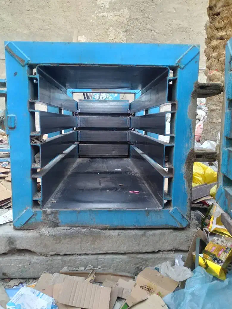 دستگاه پرس کارتن سالم کم کار|ماشینآلات صنعتی|سراوان, |دیوار