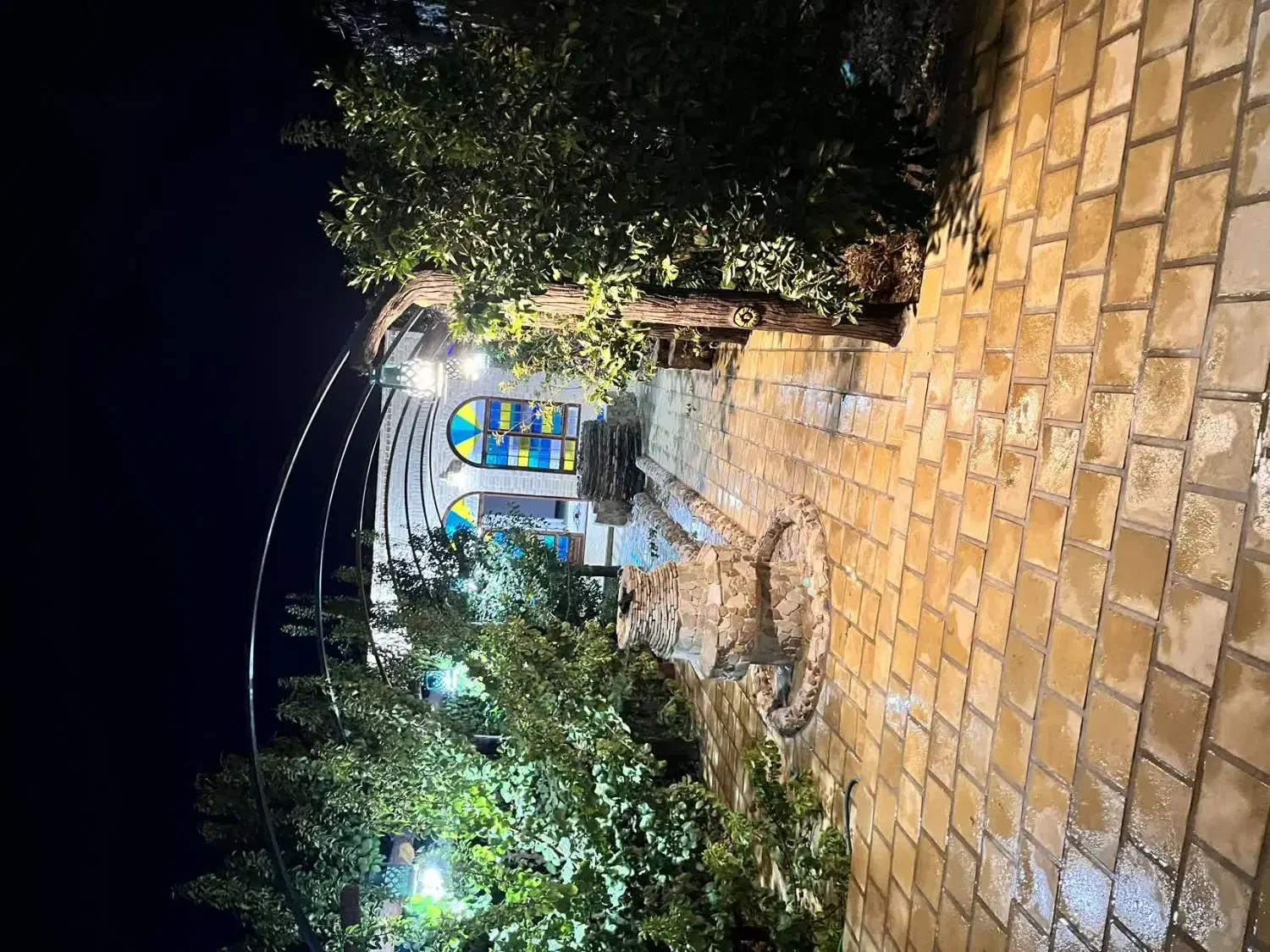 خانه باغ اجاره ای|اجارهٔ کوتاه‌مدت ویلا و باغ|مهریز, |دیوار