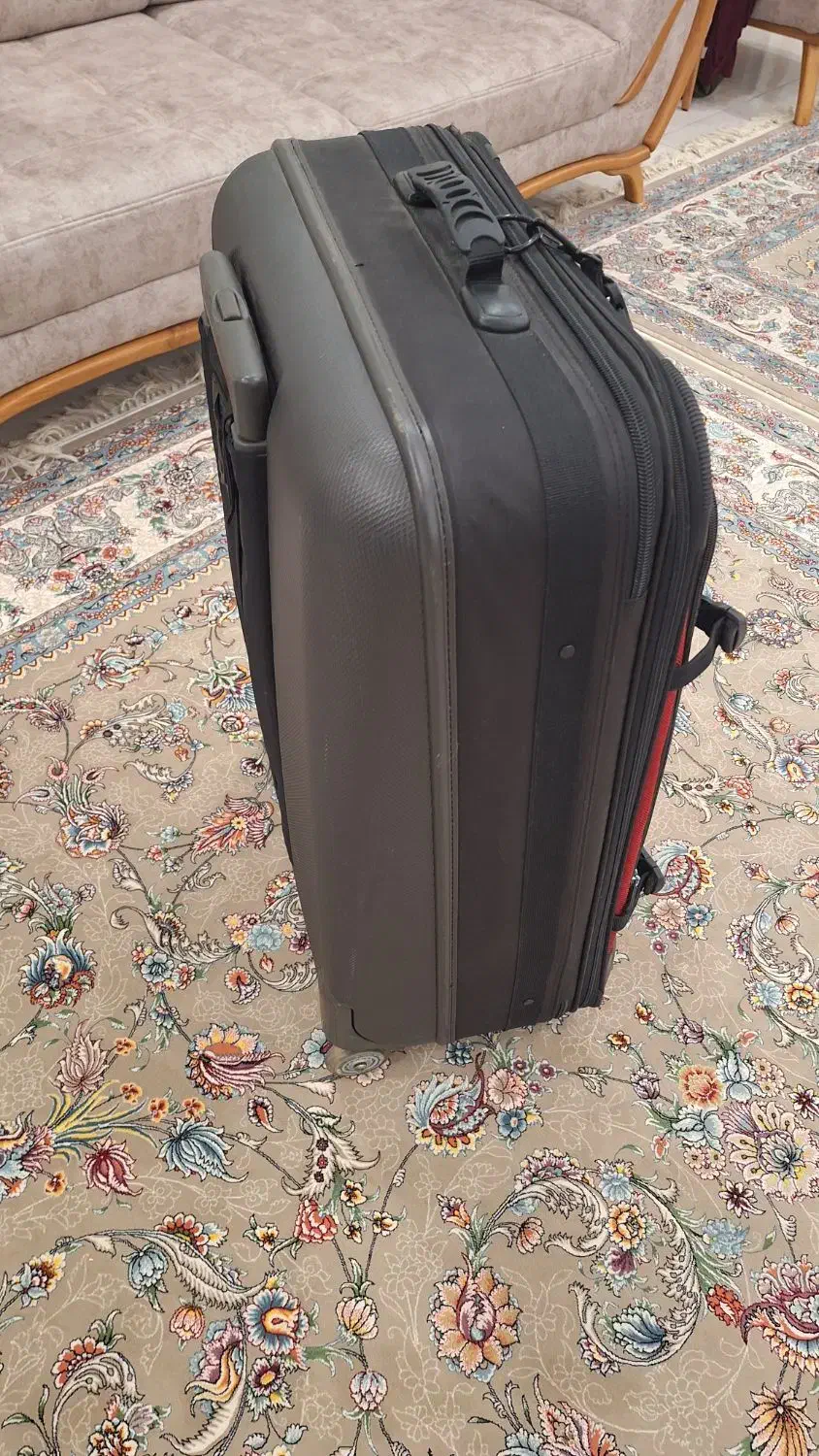 چمدان بزرگ خارجی|کیف، کفش، کمربند|فردیس, فردیس|دیوار