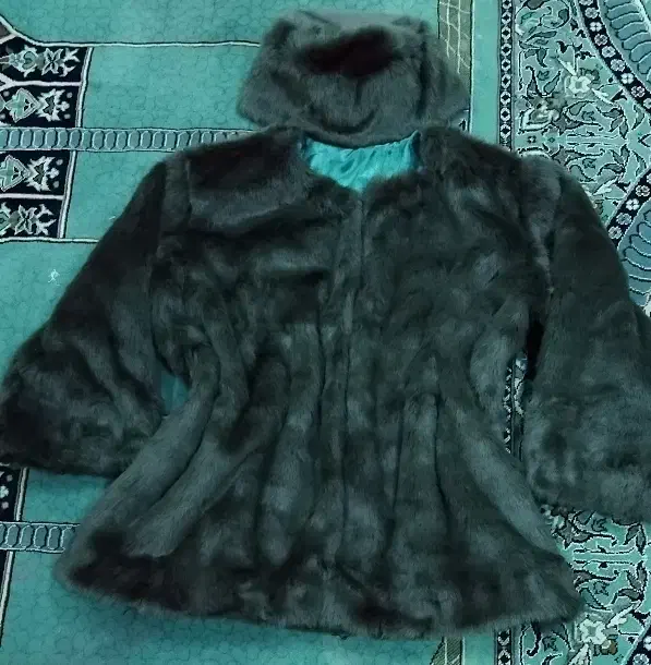 کت خز|لباس|کازرون, |دیوار