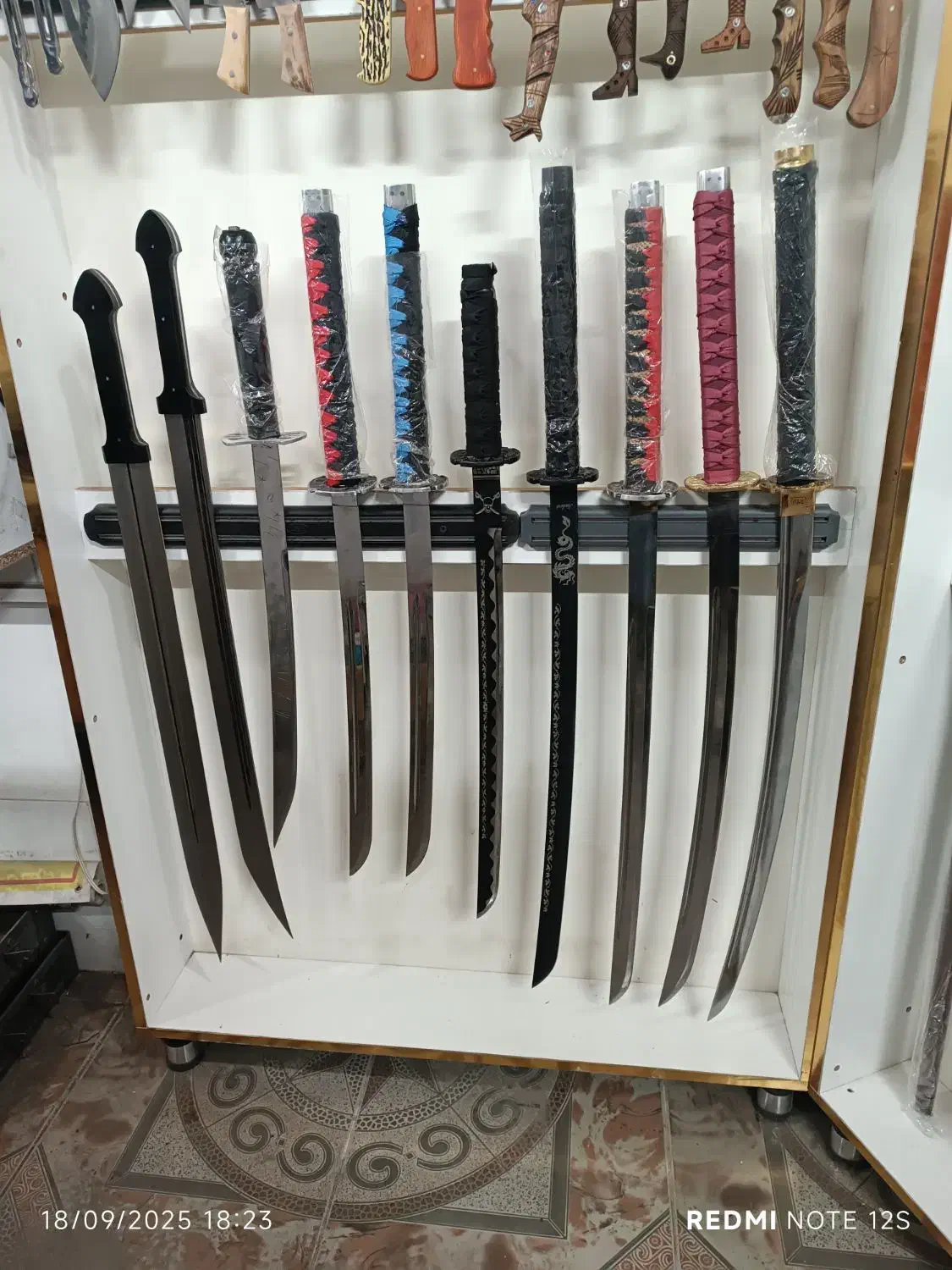 چاقو دستساز کلکسیونی|کلکسیون و سرگرمی|یزد, |دیوار