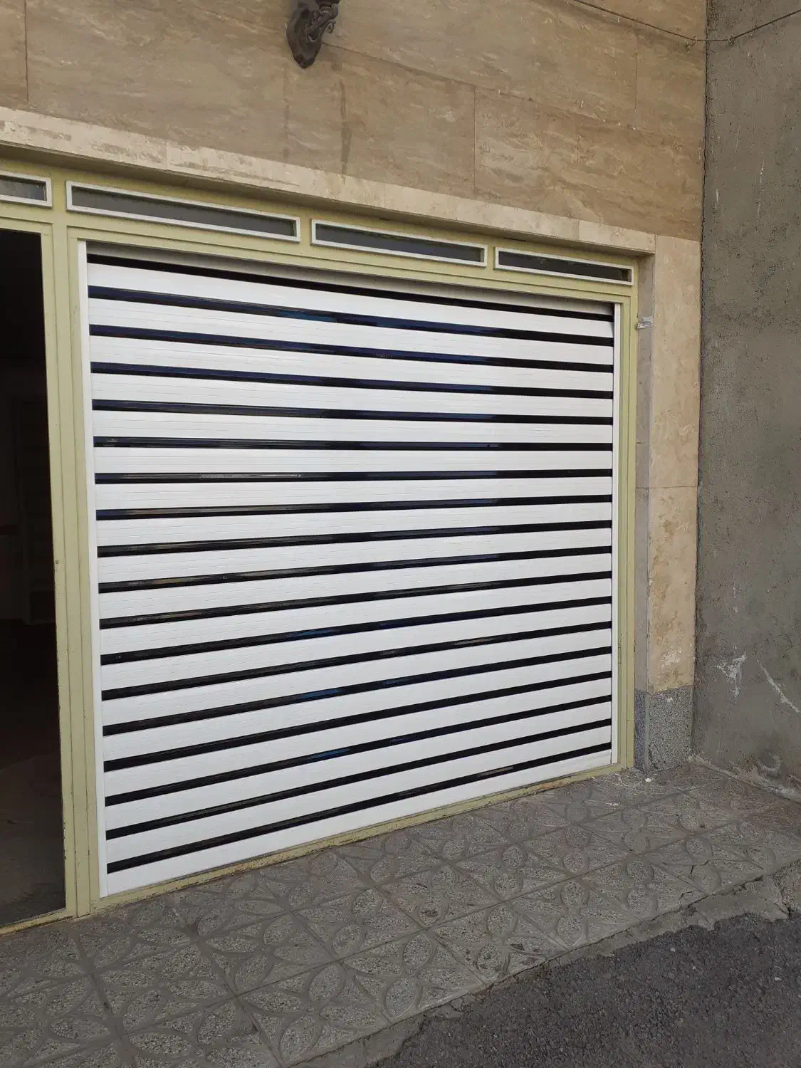 نصب و تعمیر کرکره برقی|خدمات پیشه و مهارت|همدان, |دیوار