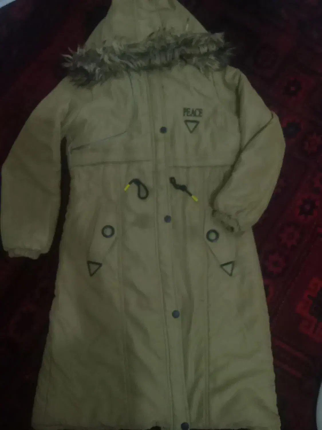 کاپشن بلند|لباس|شیروان (خراسان), |دیوار