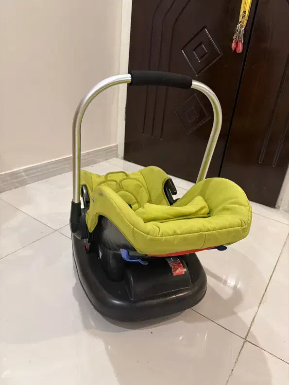 صندلی ماشین و کریر|کالسکه و لوازم جانبی|تهران, شهرک غرب|دیوار