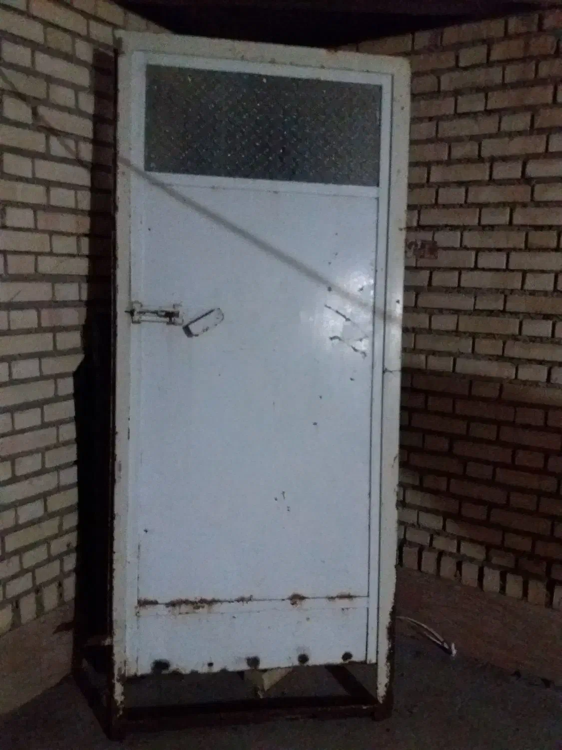 درب آهنی|مصالح و تجهیزات ساختمان|آبادان, |دیوار