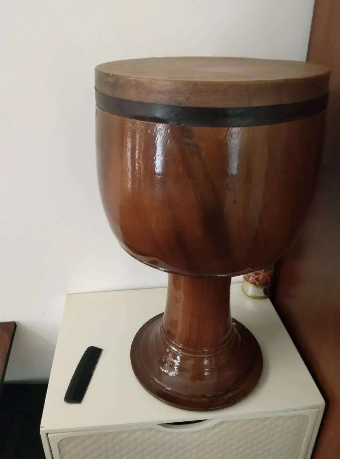 کمانچه تنبک|سازهای سنتی|شهرکرد, |دیوار