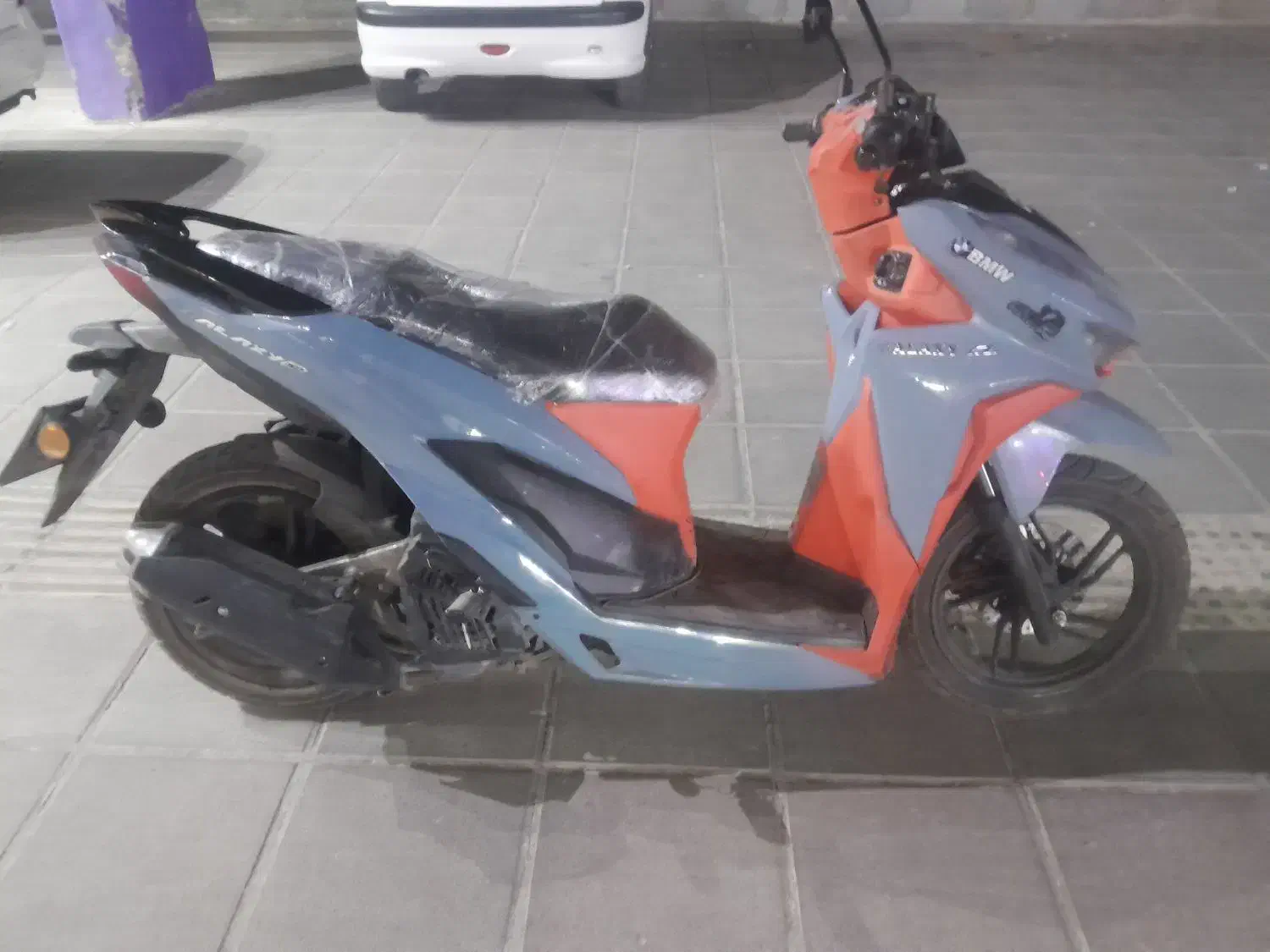 کلیک گلکسی  150|موتورسیکلت|صدرا-فارس, فاز ۱|دیوار