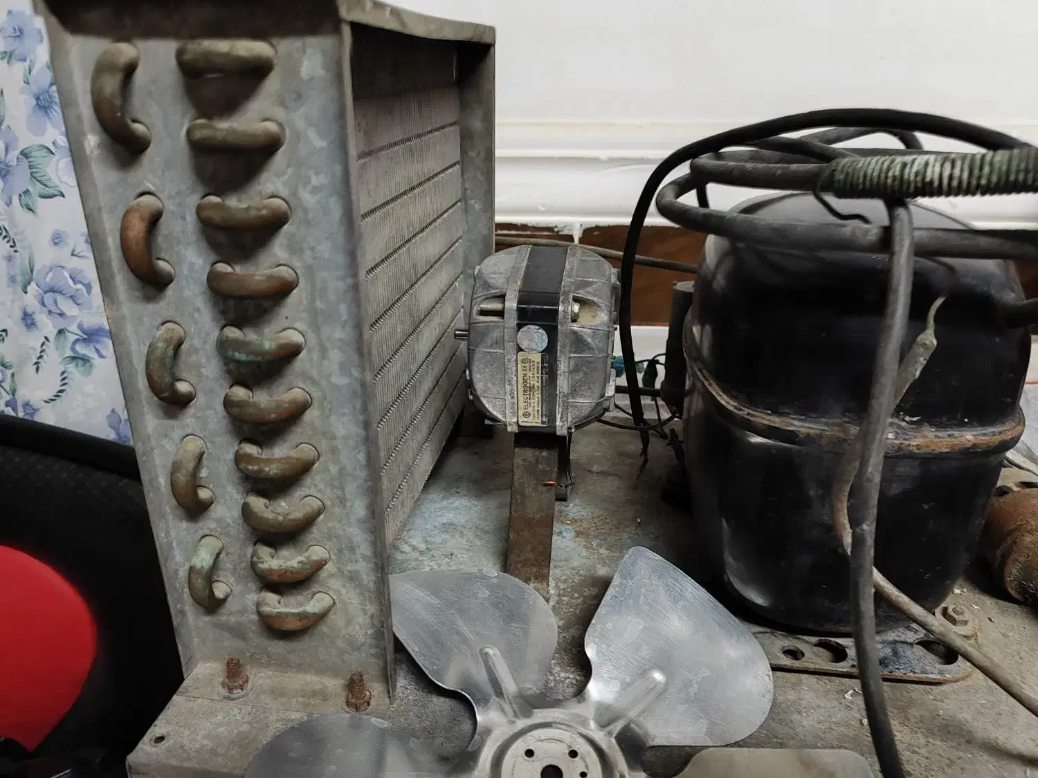 کمپرسور دانفوس یک سوم همراه کندانسور مسی و فن|یخچال و فریزر|اهواز, بهارستان|دیوار