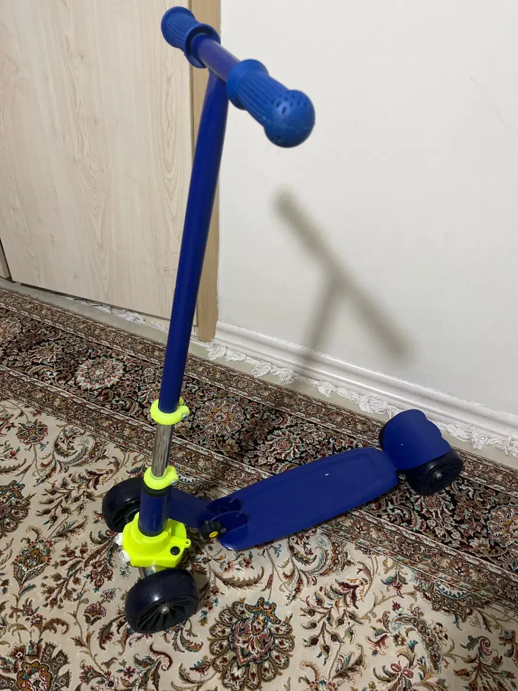 دوچرخه Espio سایز ۱۶ و اسکوتر چهار چرخ طرح شیائومی|دوچرخه، اسکیت، اسکوتر|تهران, آرارات|دیوار