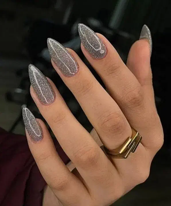 کاشت ناخن|خدمات آرایشگری و زیبایی|اراک, |دیوار