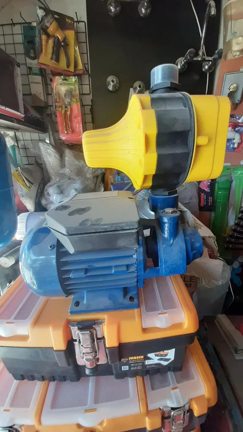 خدمات فنی وتاسیسات پمپ اب اتومات آبگرمکن|خدمات پیشه و مهارت|زاهدان, |دیوار