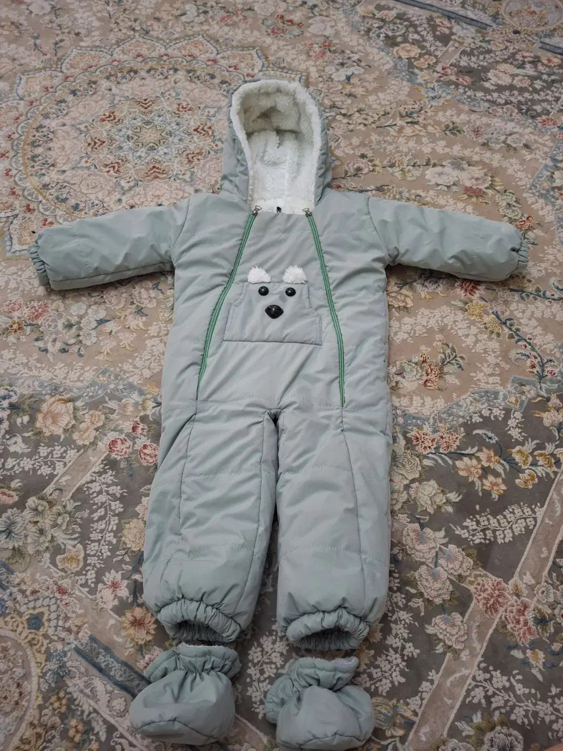 سرهمی اسپرت مناسب دختر و پسر رنگ کادویی در حد نو|کفش و لباس بچه|تهران, آهنگران (سراسیاب دولاب)|دیوار