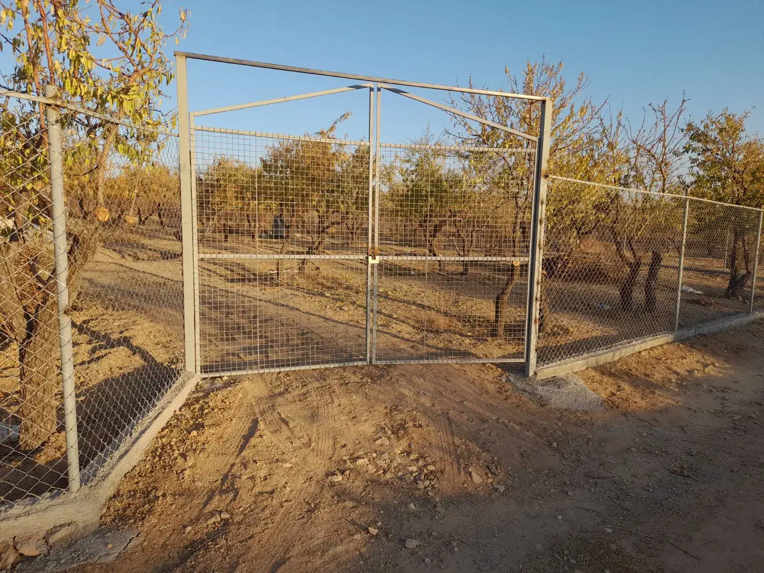 اجرای فنس وسکوواتاق والاچیق|خدمات پیشه و مهارت|سامان, |دیوار