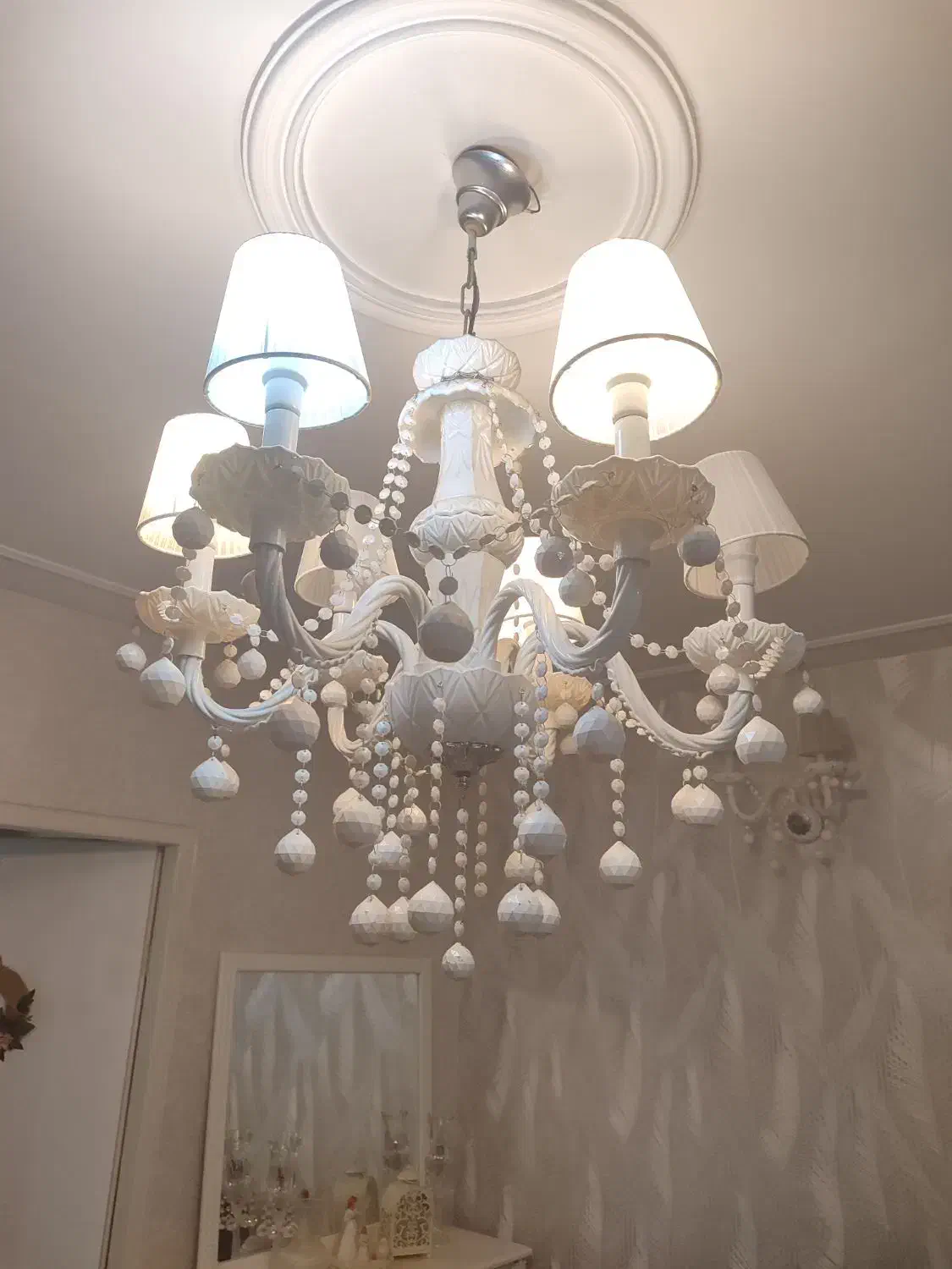 لوستر شش شعله ودیوار کوب دو شعله|لوستر و چراغ آویز|فردیس, شهرک راه آهن|دیوار