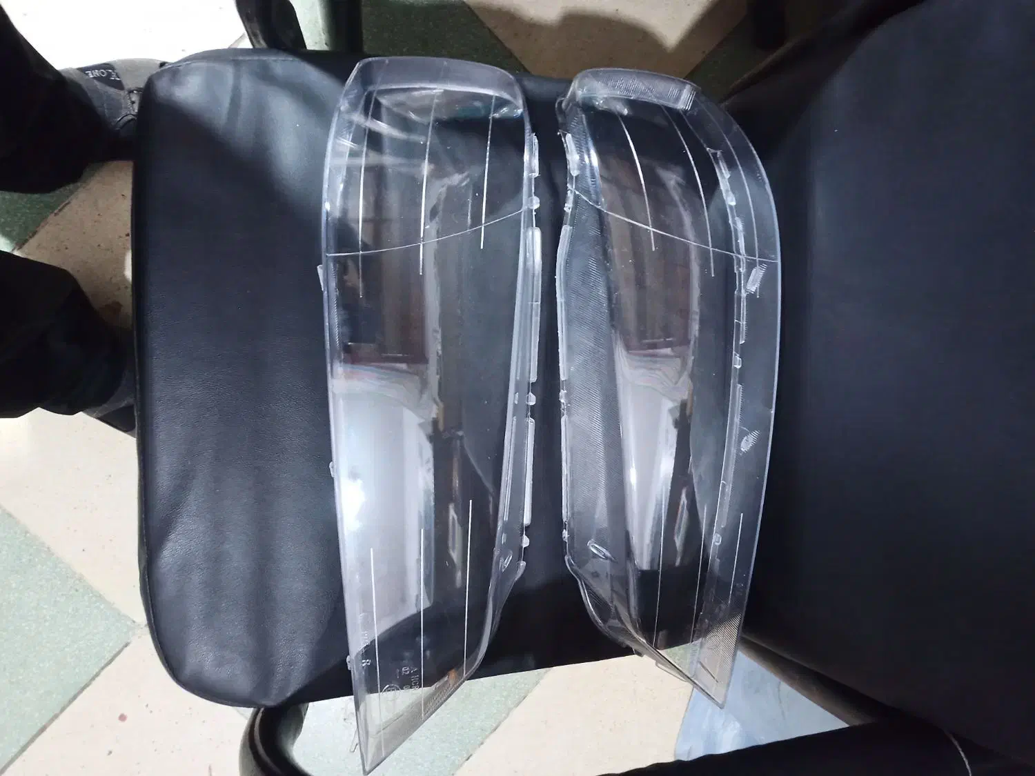 یک جفت طلق چراغ جلو پرشیا و یک عدد مغزی سویچ پرشیا|قطعات یدکی و لوازم جانبی|ری, ظهیرآباد|دیوار