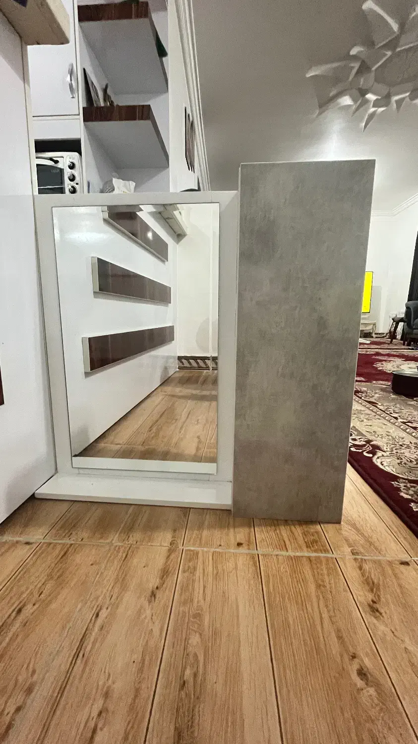 آیینه سرویس بهداشتی باکس دار|لوازم سرویس بهداشتی|رشت, آب و برق|دیوار